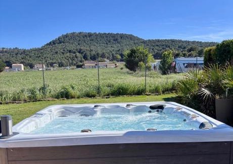 Roquefort-la-Bedoule Appartement | Appart. 4 pers a 6 Kms de Cassis avec acces piscine