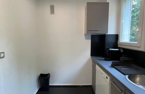 Champigny-sur-Marne Appartement | Appart Guy Môquet 2 CHAMBRES + BUREAU + Possibilité Navette de transfert