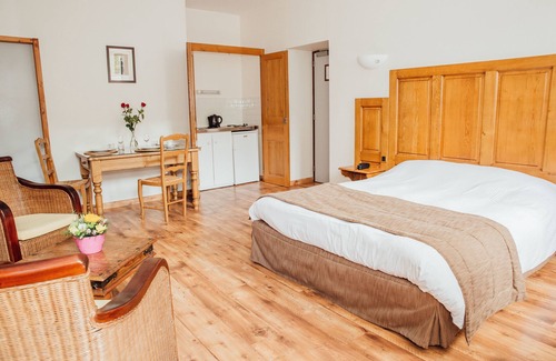 Salins-les-Bains Hôtel | Appart Hôtel Charles Sander