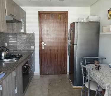 Nouaceur Appartement | Appart Haut Standing, Très Calm à Nouaceur, Parking, Piscine, à 4min de l'Aéroport