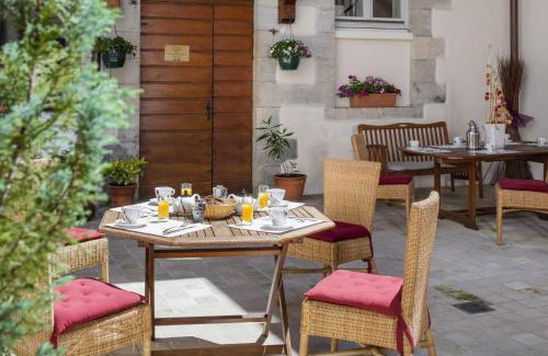 Salins-les-Bains Hôtel | Appart Hotel Charles Sander
