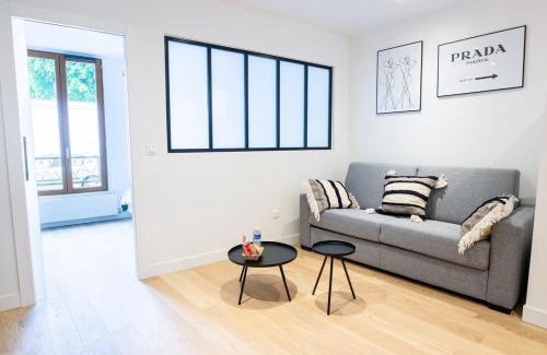 Fontainebleau Appartement | Appart'Hôtel Prada Chic & Quality