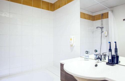 Le Port sous la Lune Appartement | Appart'hotel Vacancéole Paris Quai de Marne