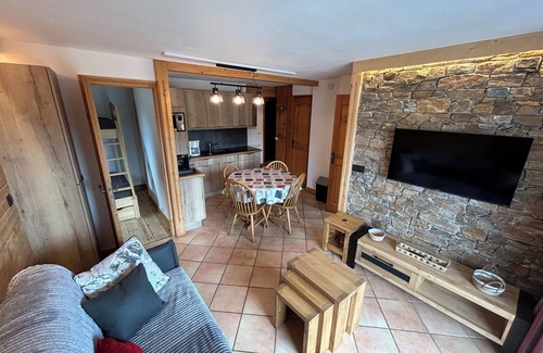 Les Saisies Appartement | APPART LES SAISIES, VILLAGE DES LAPONS, 6 PERS, PISCINE ET PARKING COUVERT