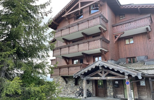 Les Saisies Appartement | APPART LES SAISIES, VILLAGE DES LAPONS, 6 PERS, PISCINE ET PARKING COUVERT
