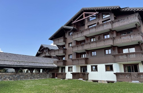 Les Saisies Appartement | APPART LES SAISIES, VILLAGE DES LAPONS, 6 PERS, PISCINE ET PARKING COUVERT