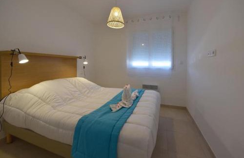 Bravone Appartement | Appart T3 vue Mer/Montagne pieds dans l'eau N115