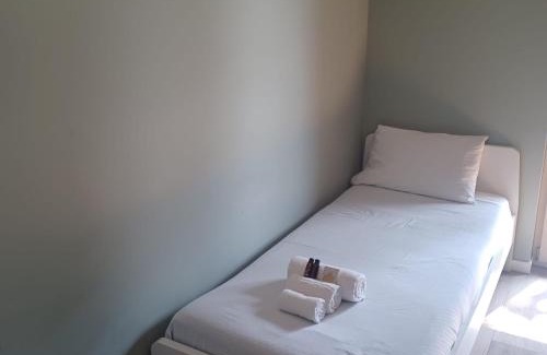 San Donato Milanese Appartement | Appartamento vicino a Ospedale, Duomo, ENI - MB