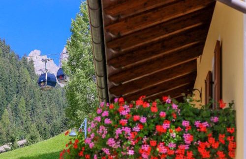 Canazei Appartement | Appartamenti Cèsa Crepa Neigra