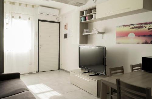Agropoli Appartement | Appartamento 4 posti letto, vicino al centro e al mare, con terrazza, aria condizionata, parcheggio privato e wifi
