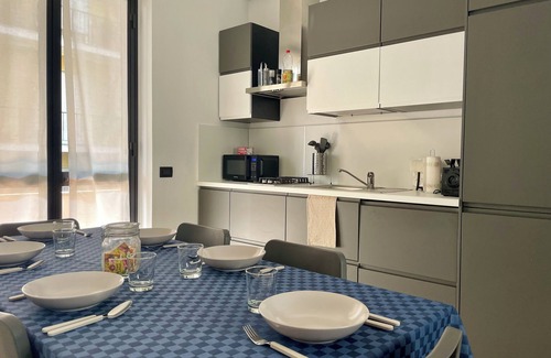 Arona Appartement | APPARTAMENTO A 900 METRI DAL LAGO MAGGIORE