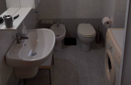 Sud Appartement | Appartamento a Pochi Minuti Dalla Città Vicino Alla Fiera e Ospedale Borgo Roma