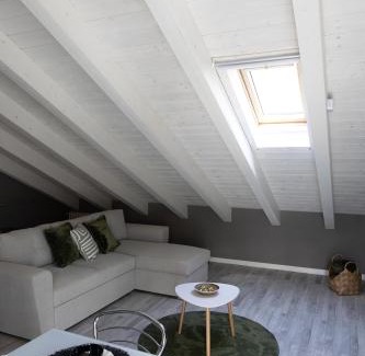 Domodossola Appartement | Appartamento con Terrazza e Jacuzzi Privata
