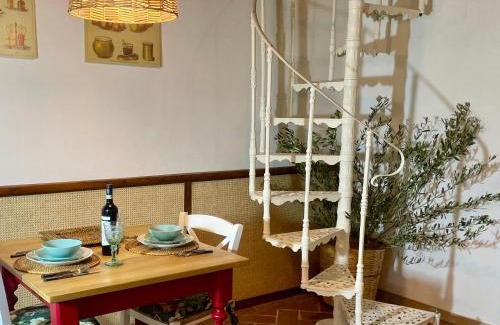 Palaia Appartement | Appartamento con terrazza privata e giardino vicino a Pisa e Firenze