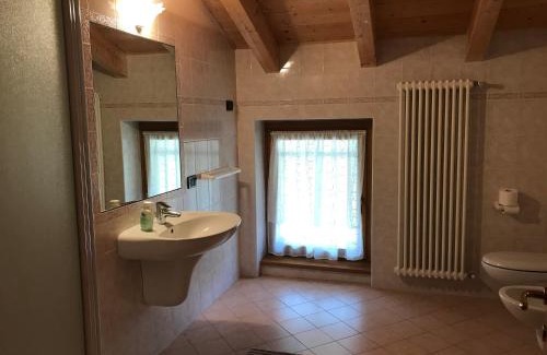 Ronzo-Chienis Appartement | Appartamento da Pia e Rinaldo