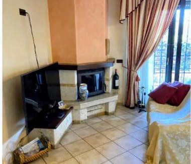 Rome Province Appartement | Appartamento grande e luminoso