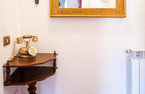 Luvinate Appartement | Appartamento in corte nel verde del golf club