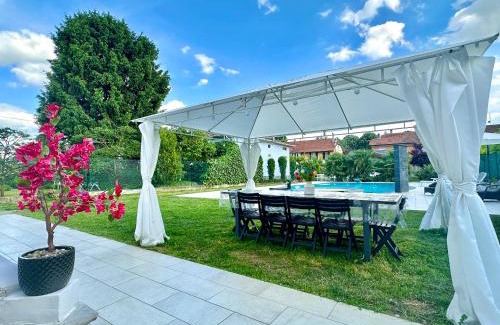 Rivarolo Canavese Appartement | Appartamento in villa con piscina privata e vasca idromassaggio ad uso esclusivo