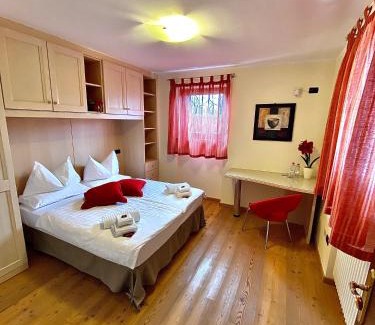 Tassullo Appartement | Appartamento Le Colonne - Relais Villa Quercia
