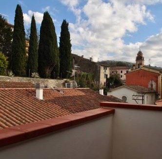 Pietrasanta Appartement | Appartamento Nara