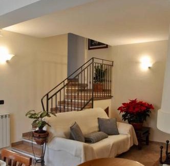Pietrasanta Appartement | Appartamento Nara