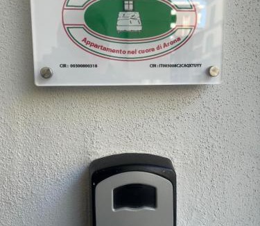 Arona Appartement | Appartamento nel cuore di Arona - box privato