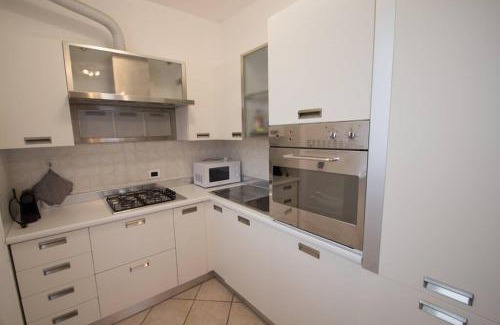Varazze Appartement | Appartamento ristrutturato con terrazzo
