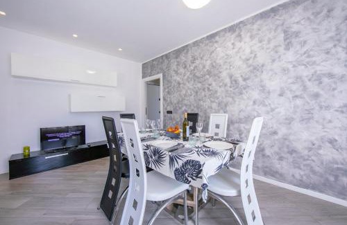 Torbole sul Garda Appartement | Appartamento Villa Daniel - Happy Rentals