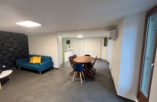 Saint-Etienne-de-Cuines Appartement | Appartement climatisé de 95 mètres carrés à saint Étienne de cuines