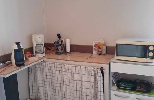 Villeneuve-les-Beziers Appartement | Appartement T2 - Canal du Midi - Villeneuve les Béziers