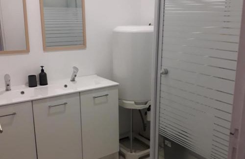 Saint-Leonard-de-Noblat Appartement | Appartement agreable Hugo 2