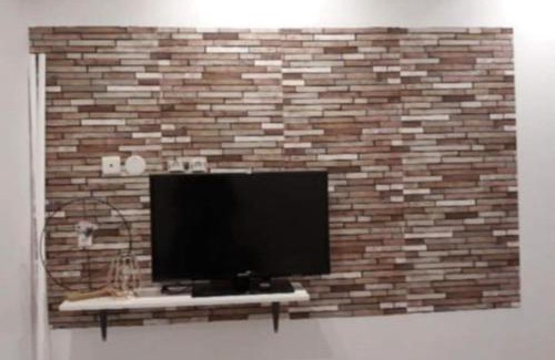 Saint-Leonard-de-Noblat Appartement | Appartement agreable Hugo 1