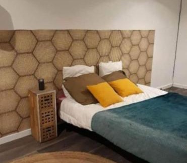 Saint-Leonard-de-Noblat Appartement | Appartement agreable Hugo 1