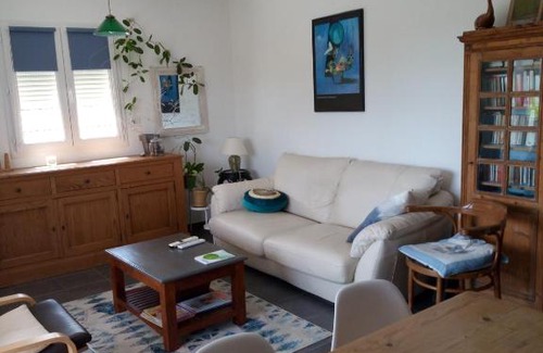 Saint-Quentin-la-Poterie Appartement | appartement cosy, lumineux et calme