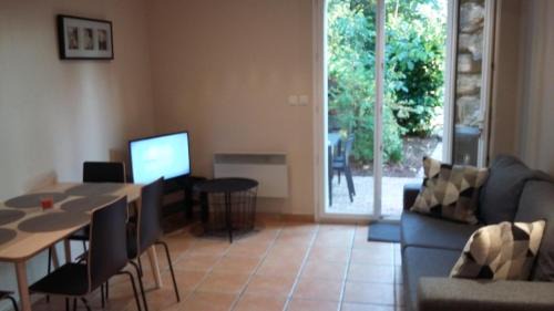 Charbonnieres-les-Bains Appartement | Appartement dans propriété calme en pleine nature