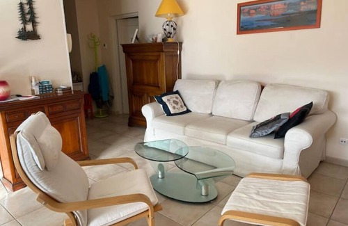 Saint-Nazaire-les-Eymes Appartement | Appartement face aux montagnes