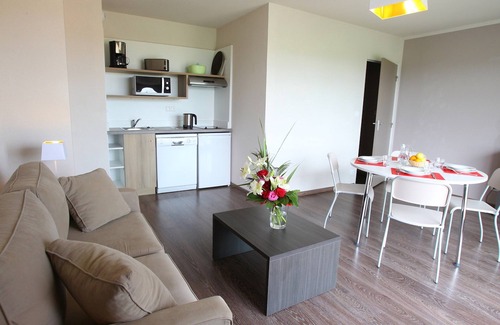 Roz-sur-Couesnon Copropriété | Appartement à la campagne avec accès au sauna! Votre espace détente