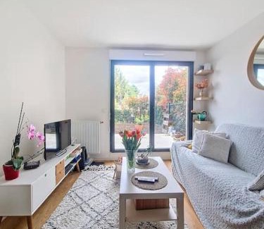Saint-Cyr-l'Ecole Appartement | Appartement à louer 2 pièces