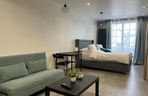 Sevran Appartement | Appartement Élégant proche RER/CDG/Parc des Expos