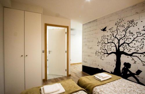 Le Pin Appartement | Appartement 1-2 pers - Aéroport CDG, Parc Expo, Villepinte - A L'Ombre du Pin "9"