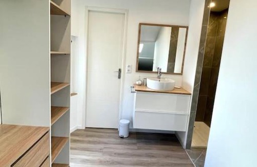 Centre Appartement | APPARTEMENT 1 CHAMBRE AVEC ENTREE INDIVIDUEL