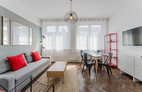 Historic Center Appartement | Appartement 2 chambres avec parking, proche métro