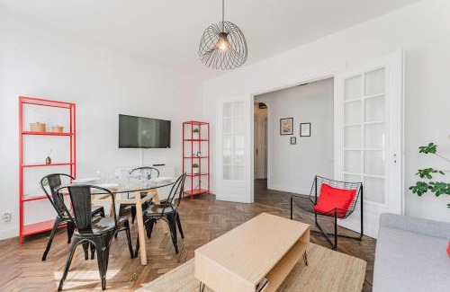 Historic Center Appartement | Appartement 2 chambres avec parking, proche métro