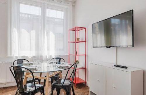 Historic Center Appartement | Appartement 2 chambres avec parking, proche métro