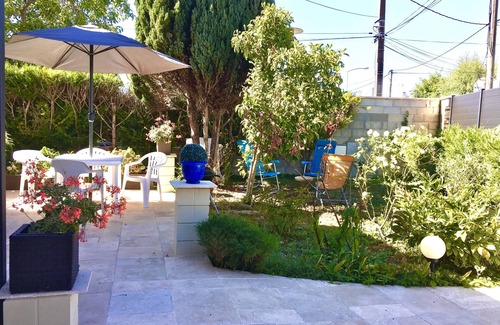 Pontault-Combault Maison | Appartement 2 Jolies Chambres +Salon Cuisine - errasse 20min PARIS-DISNE YLAND