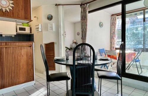 Plage d'Argeles Appartement | Appartement 2 pièces cabine 4 couchages ARGELES SUR MER AR370-072