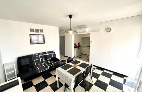 Port-la-Nouvelle Appartement | Appartement 2 Pièces, Terrasse Vue Mer, Parking Privé - FR-1-229C-108