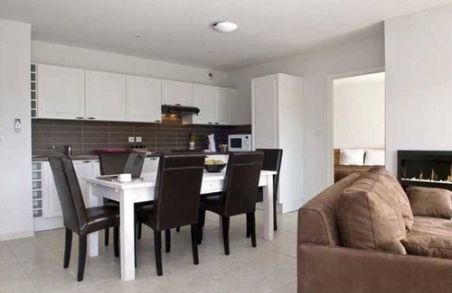 Chorges Appartement | Appartement 3 étoiles - Piscine - efbgia
