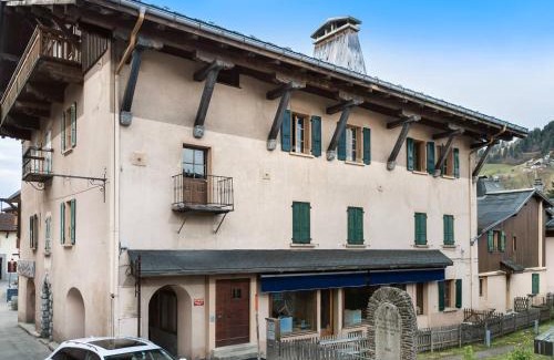 Megeve Appartement | Appartement 3 Ch. Rénové, Centre de Megève, Balcon, Cheminée, Parking, 3 min Télécabine Chamois - FR-1-453-178