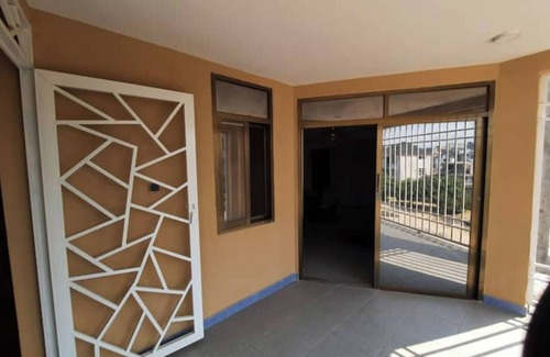 Ngaliema Appartement | Vrbo Property